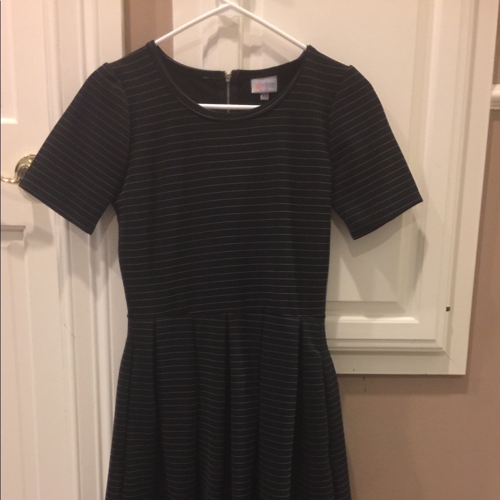 LulaRoe black extra small Amelia dress